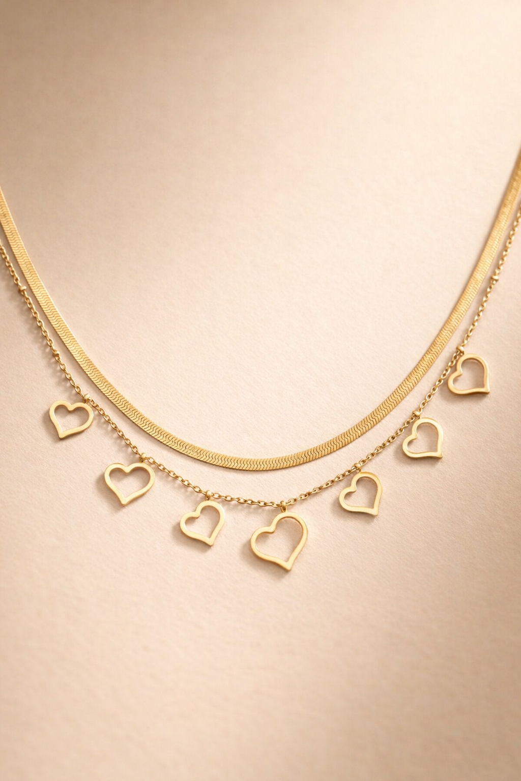 Gouden sieraden vs zilveren sieraden: Wat past beter bij jouw stijl?