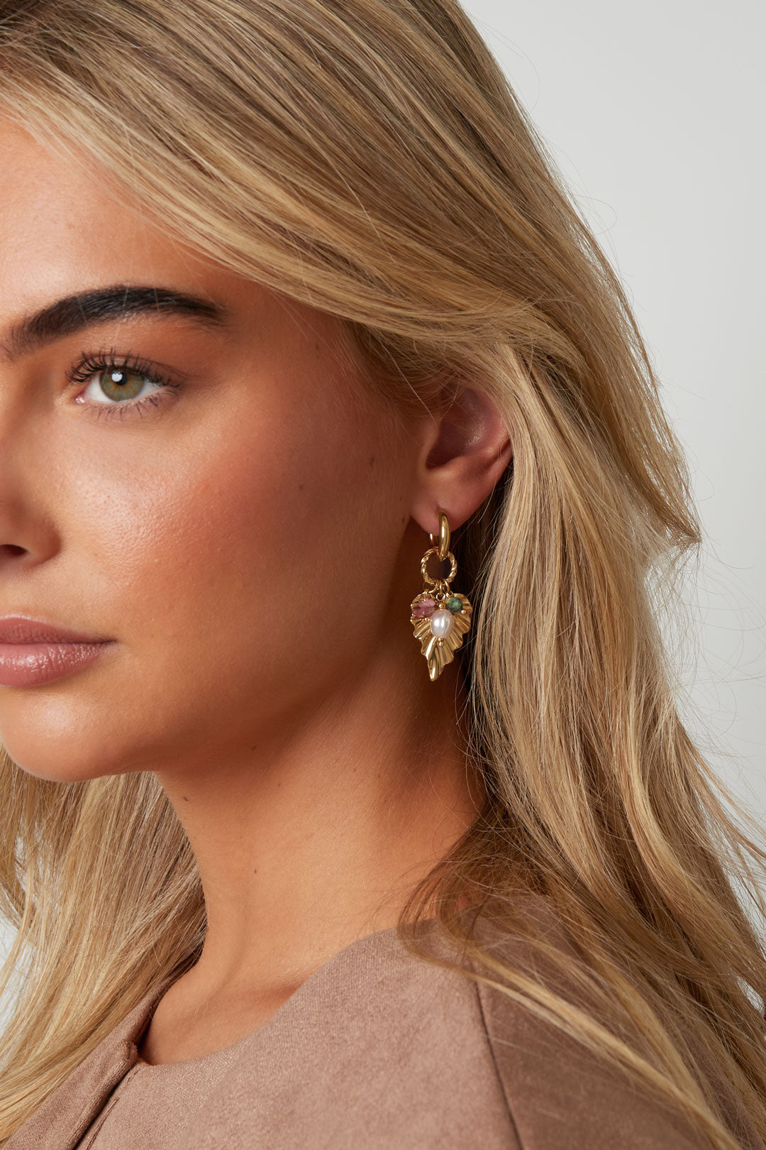 Parisian chic | Golden Leaf Oorbellen 🌿