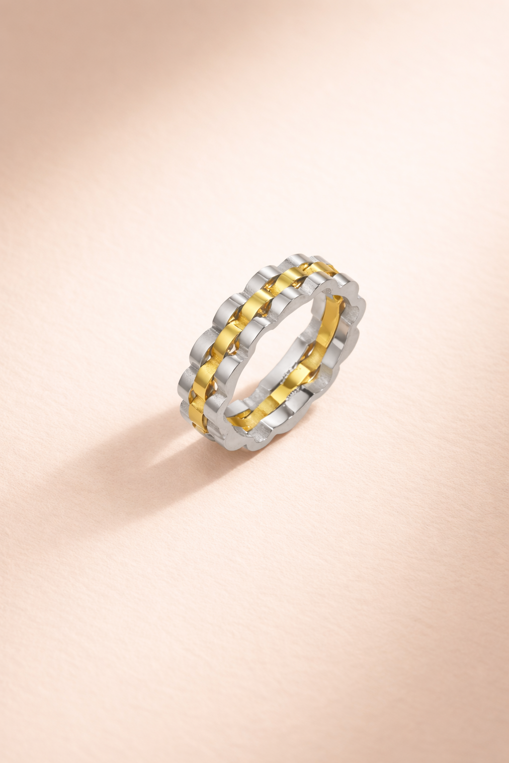 Claire | Minimalistische ring met schakelstructuur