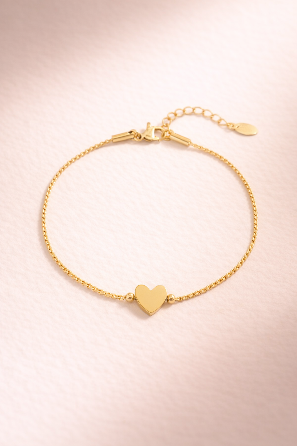 Aurelia | Armband met 3D hartbedel